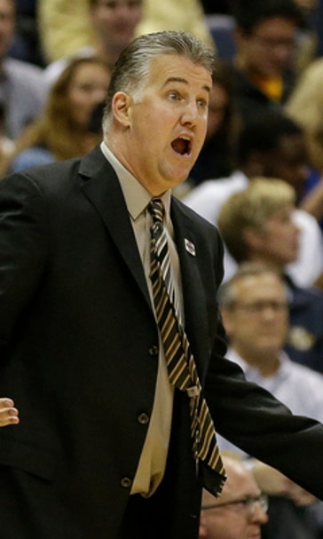 Western Kentucky upsets No. 18 Purdue 77-73 in Bahamas (Nov 23, 2017)